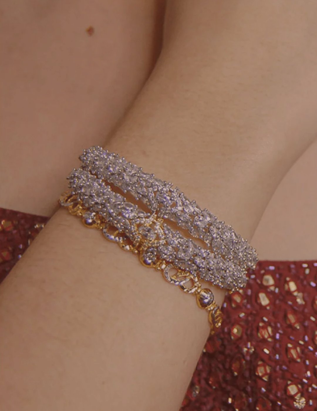 Bracelets & Pendant Sets