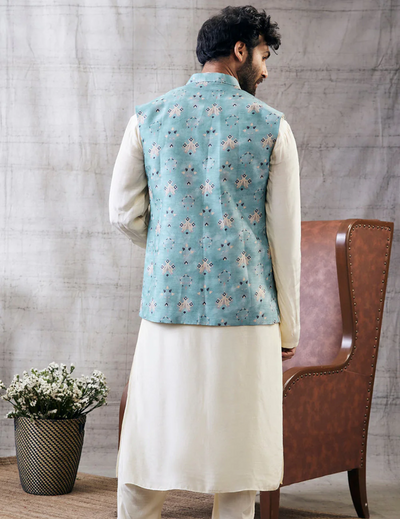 Sarouk Printed Bundi With Kurta Set