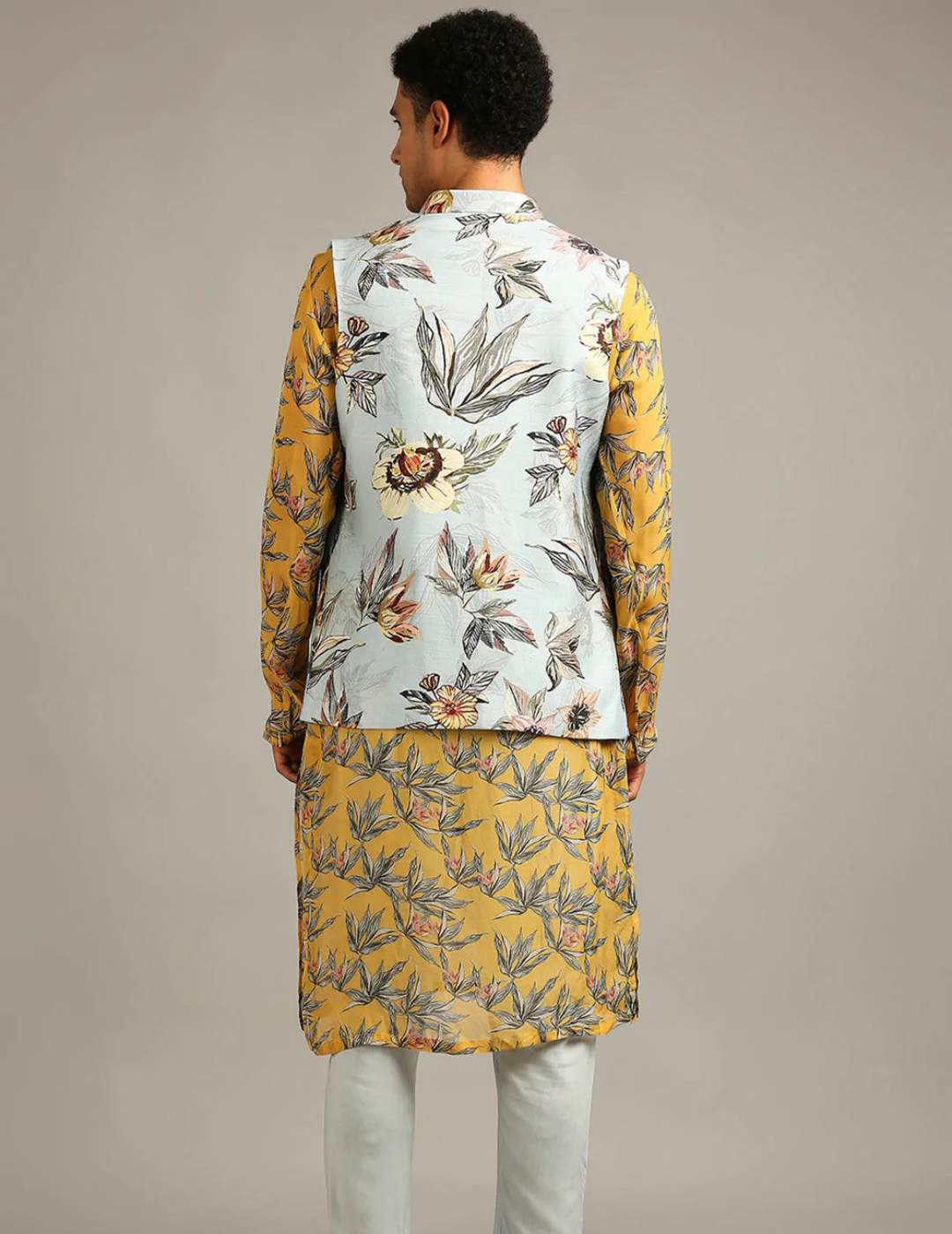 Anthia Floral Printed Bundi With Kurta Set