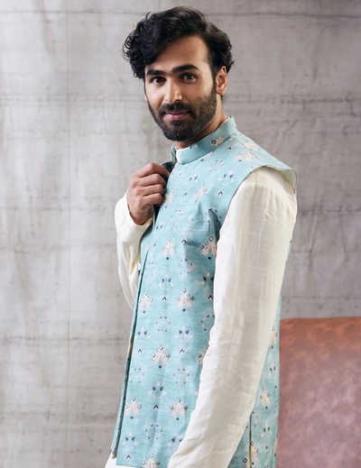 Sarouk Printed Bundi With Kurta Set