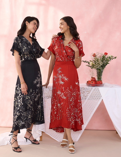 Black Riverie Oscar Dress