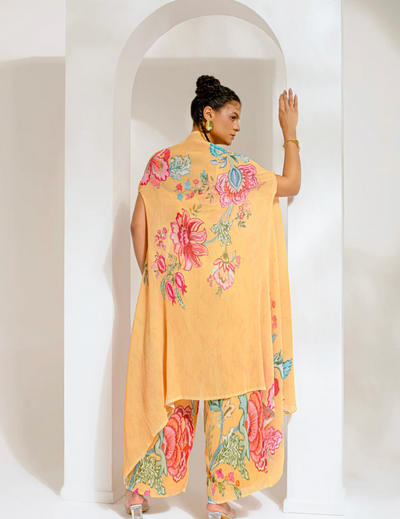 Chrome Yellow Cape Set