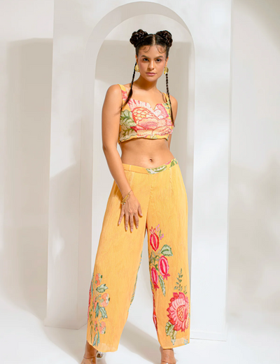 Chrome Yellow Cape Set