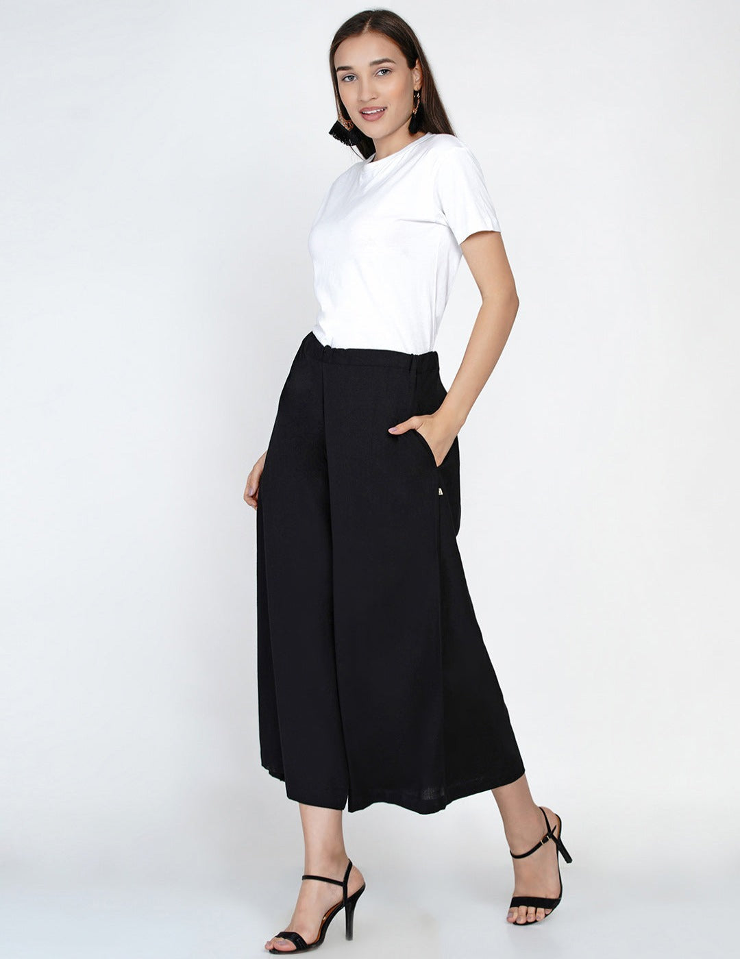 Black cotton flex culotte pant