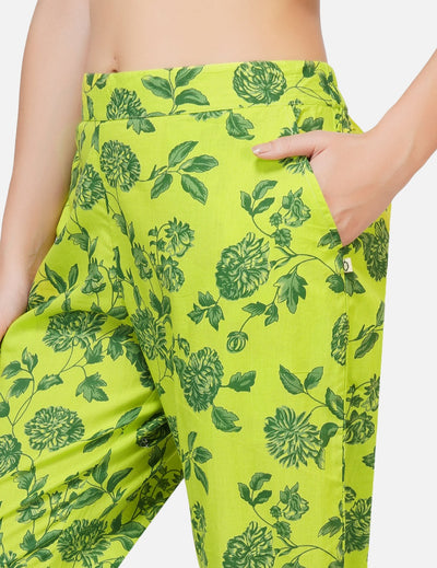 Cotton green printed tapered pants