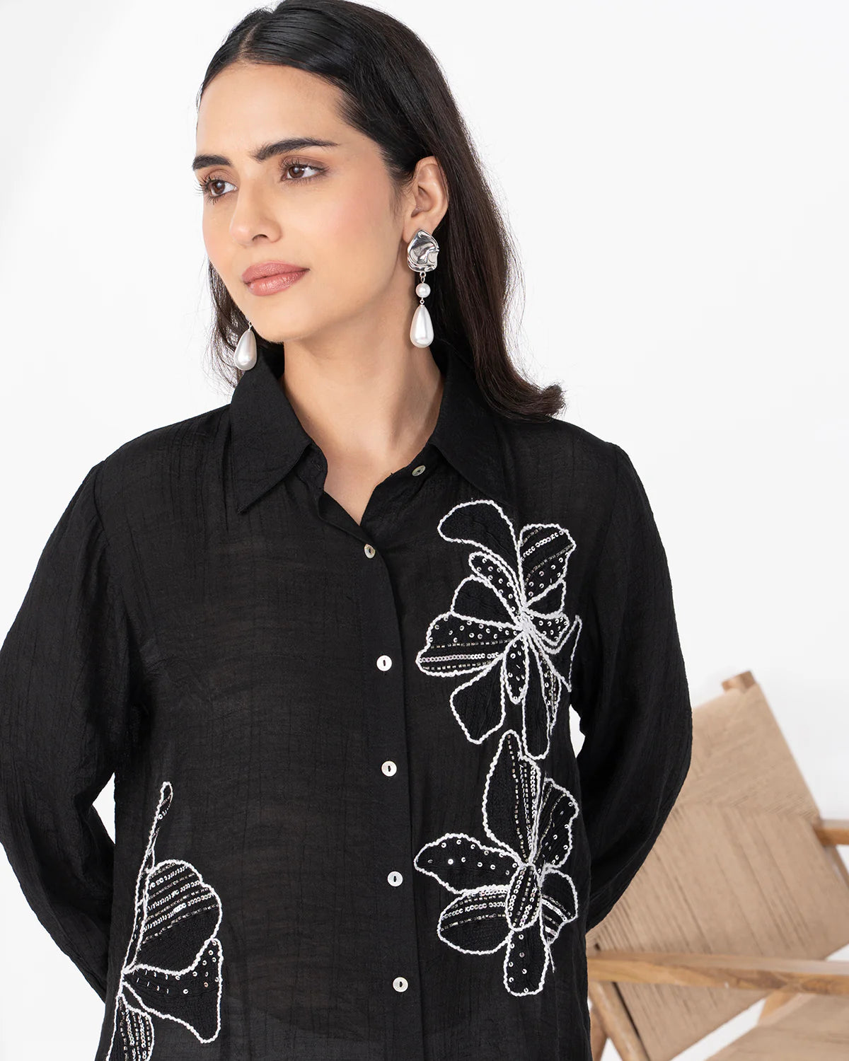 BLACK FLORET CRYSTALLINE SHIRT