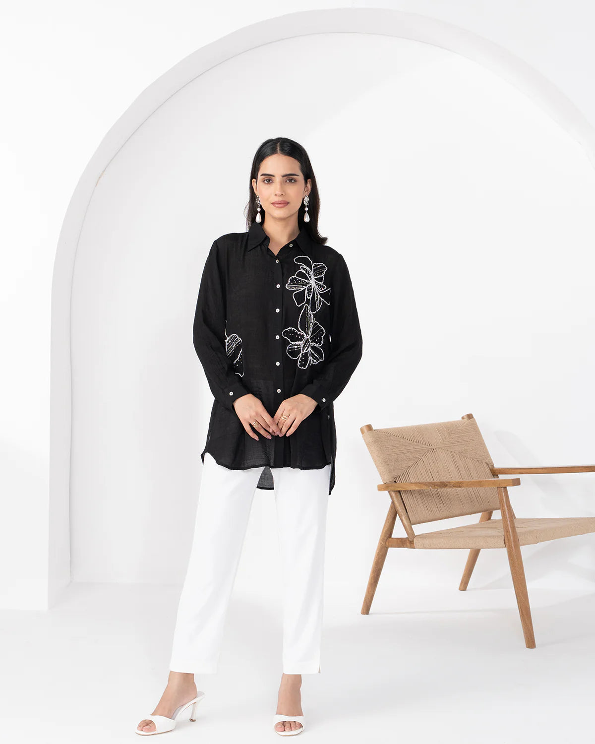 BLACK FLORET CRYSTALLINE SHIRT