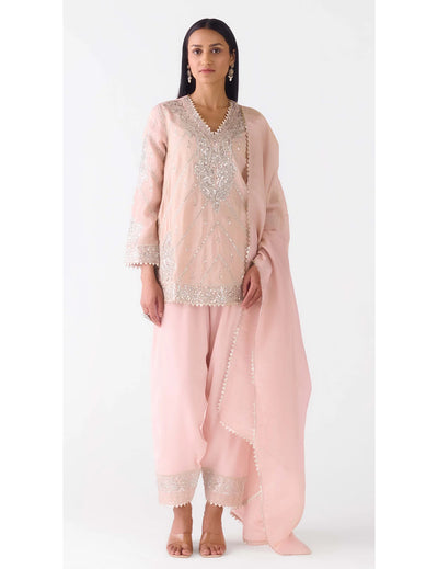  Elegant festive wear for weddings 