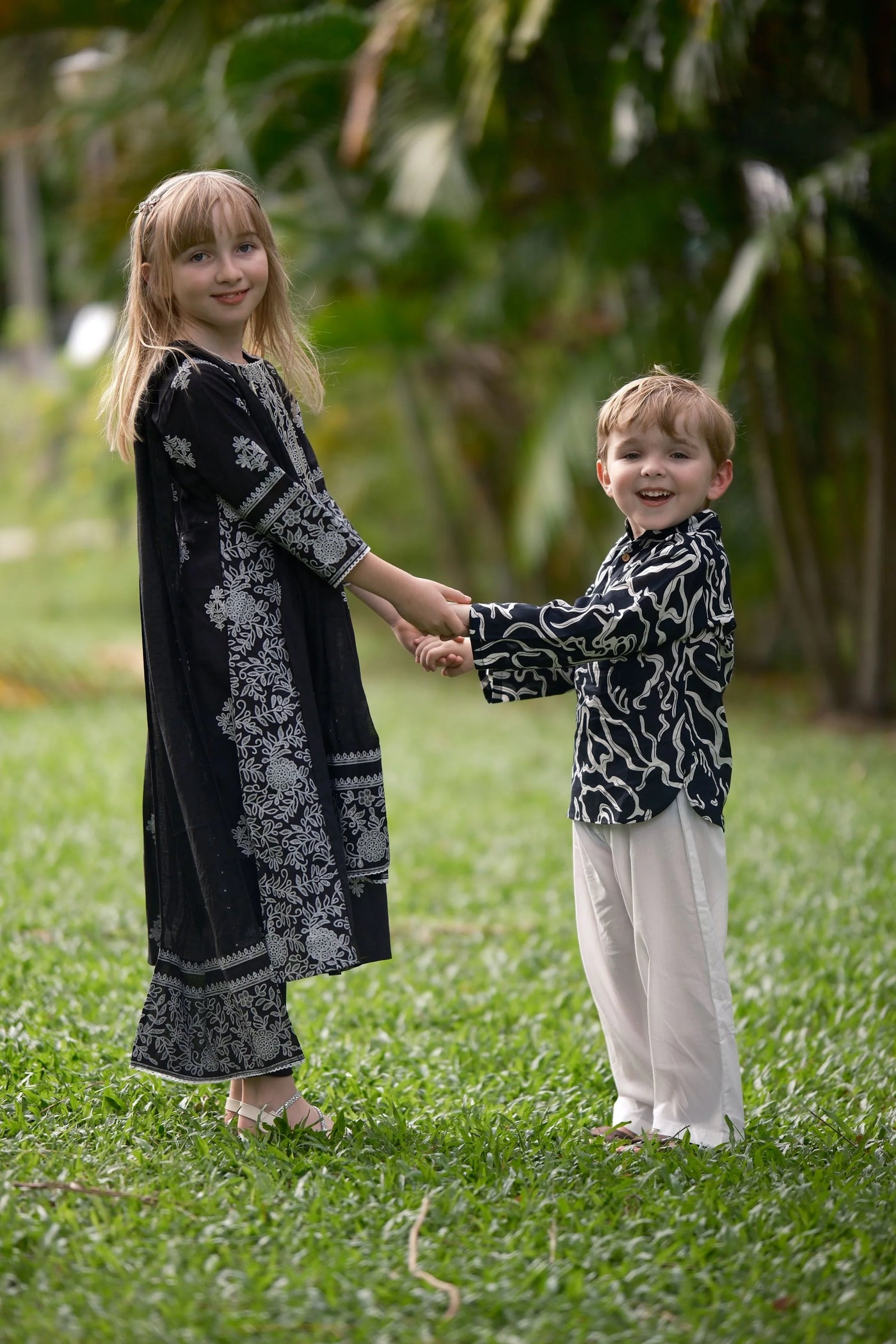 Iman Boys Short Kurta in Patterned Black