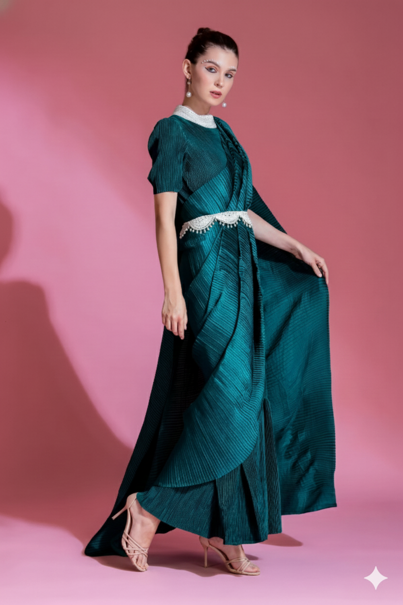 Green Saree Embroidered Neck Blouse With Belt