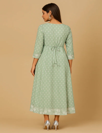 绿色花卉阿纳卡利