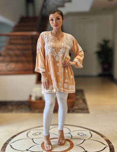 桃色 Chikankari 短款 Kurti