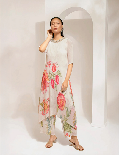 Ivory  White Suit  With  Dupatta Set