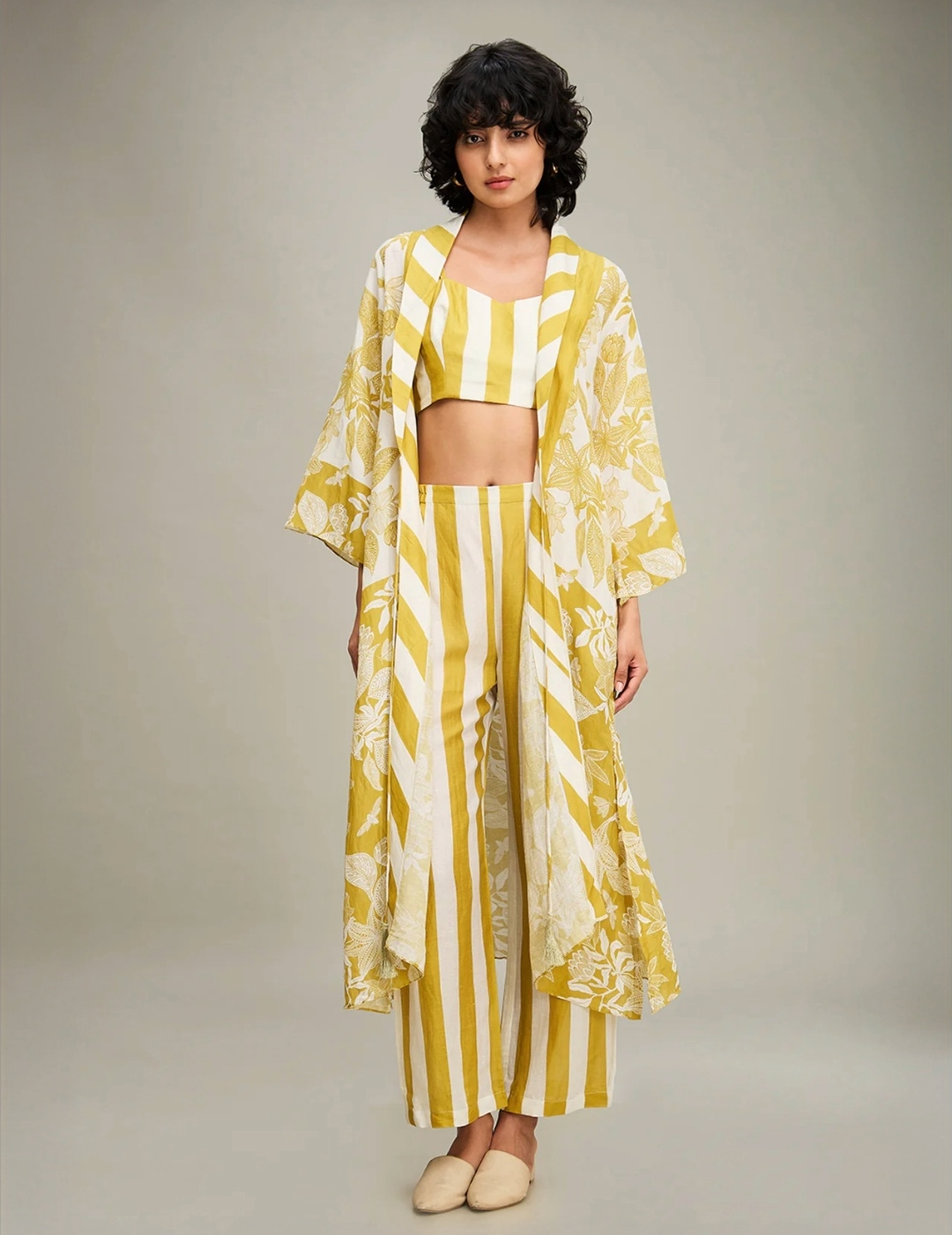 Ahyana Printed Co ord Set With Jacket