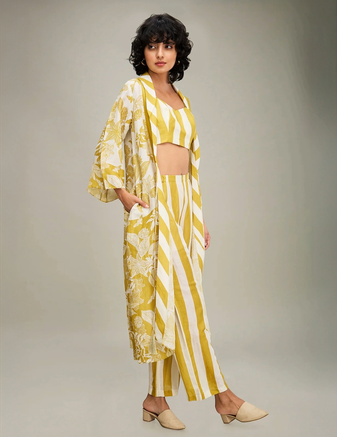 Ahyana Printed Co ord Set With Jacket