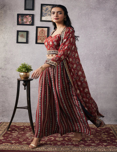 粉色 &amp; 金色 Cape Dhoti 套装