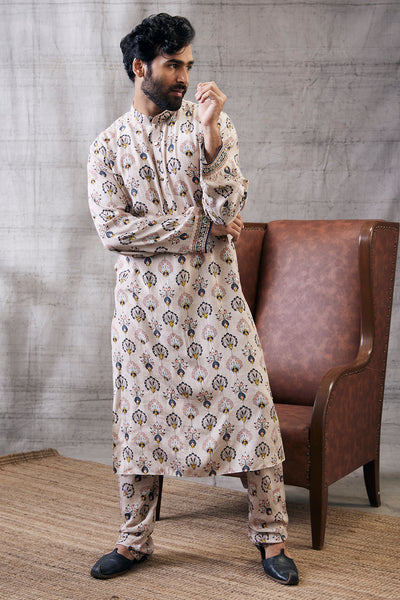 Sarouk Printed Kurta Set