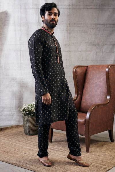 Zahra Printed Kurta Set