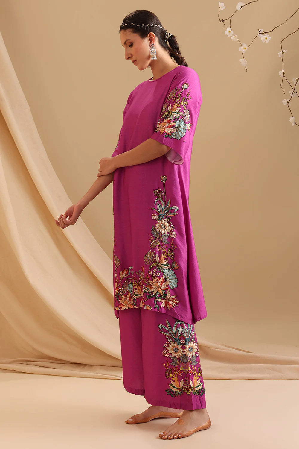 Fuchsia Pink Aarani Embroidered Kurta Set