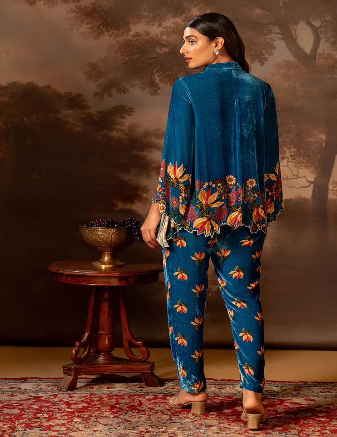 Aarani Embroidered co-ord set – Studio J Shop