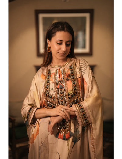 The Boozy Button Chashni White Silk Kaftan Dress
