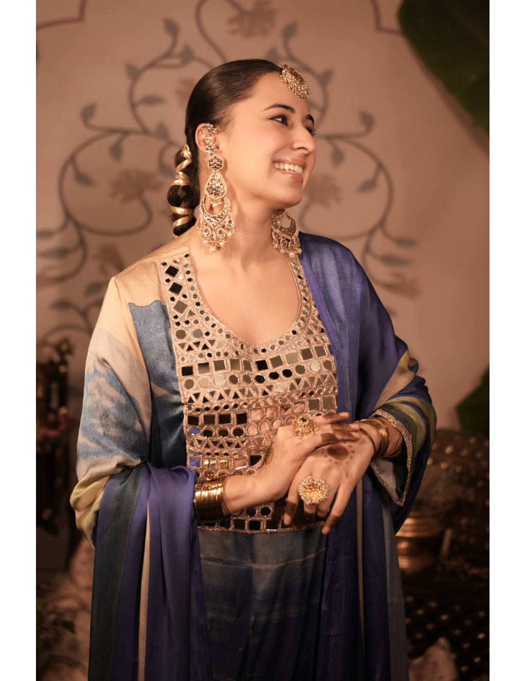 The Boozy Button Jalebi Blue Cotton Silk Kurta Pant Dupatta