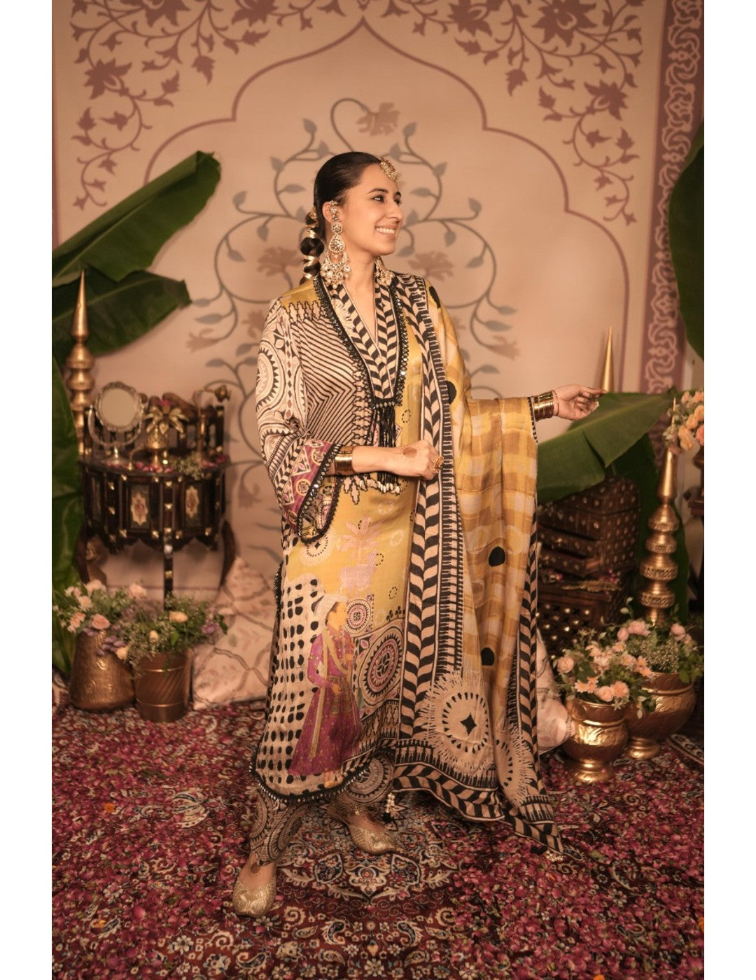 The Boozy Button Kheer Yellow Cotton Silk Kurta Pant Dupatta