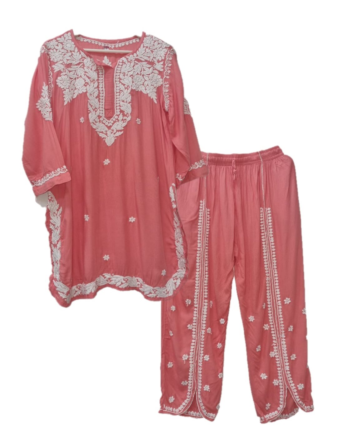 黑色 Chikankari 短款 Kurti