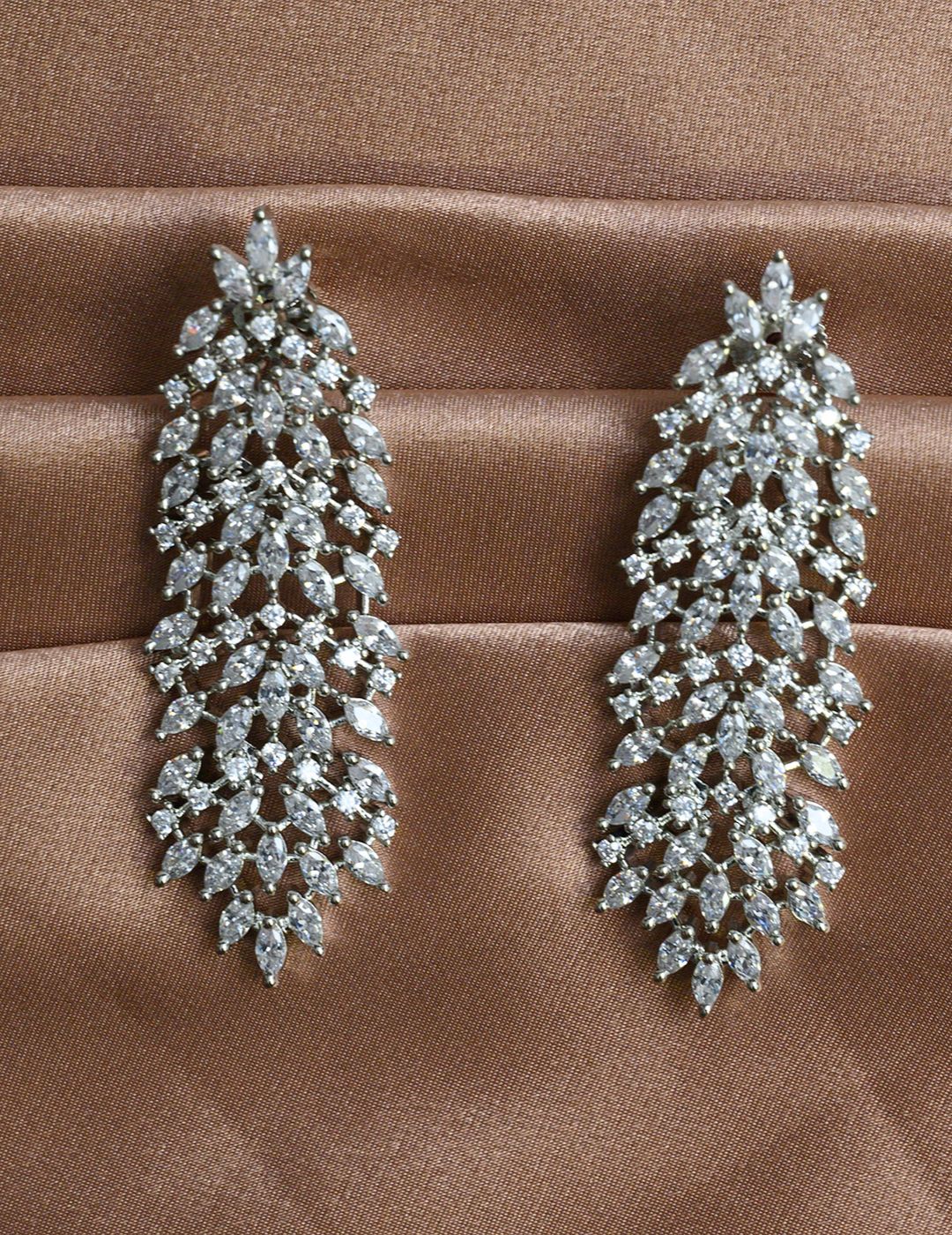 Rhinestone Decor Drop Earrings