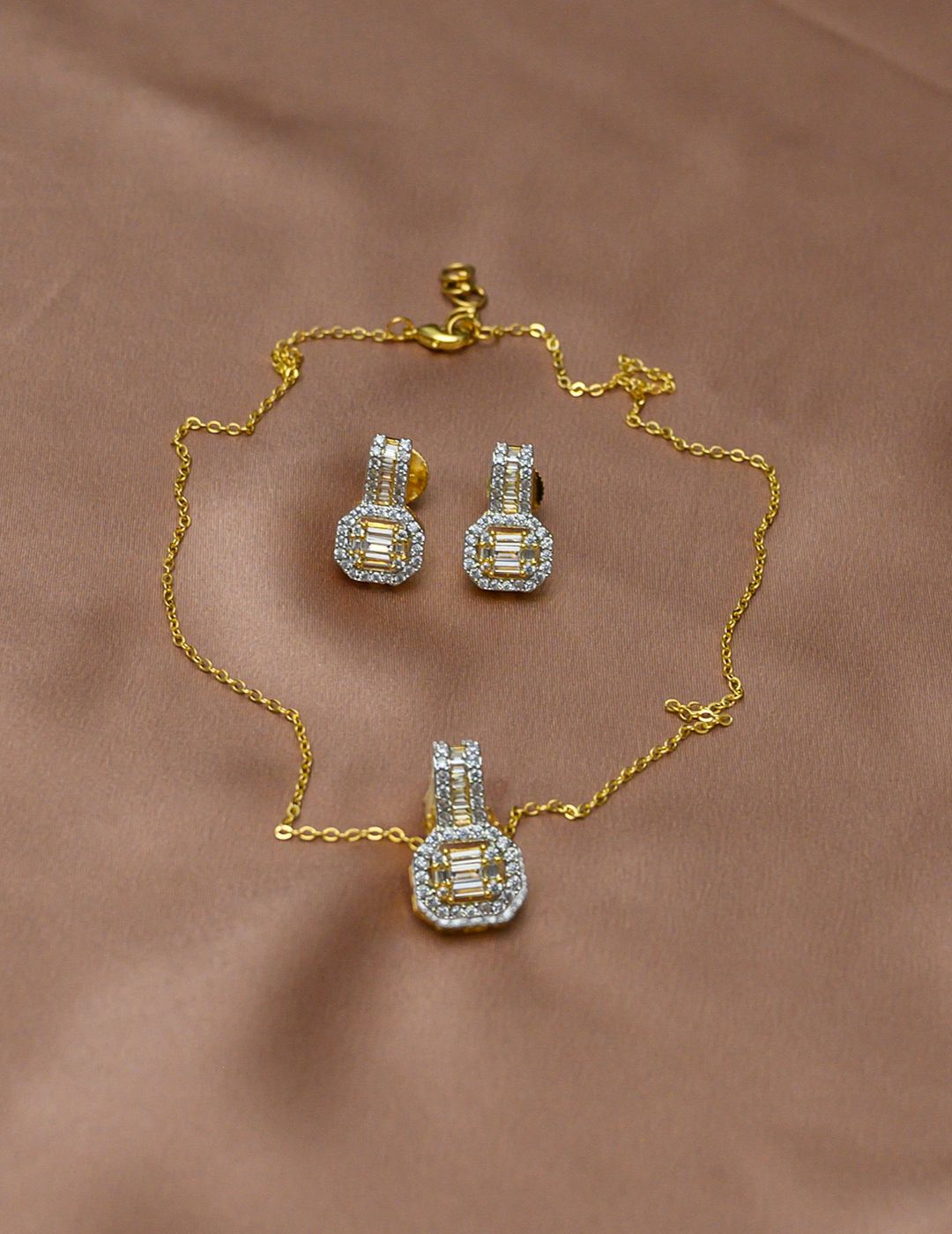 Yellow Gemstone Necklace Set